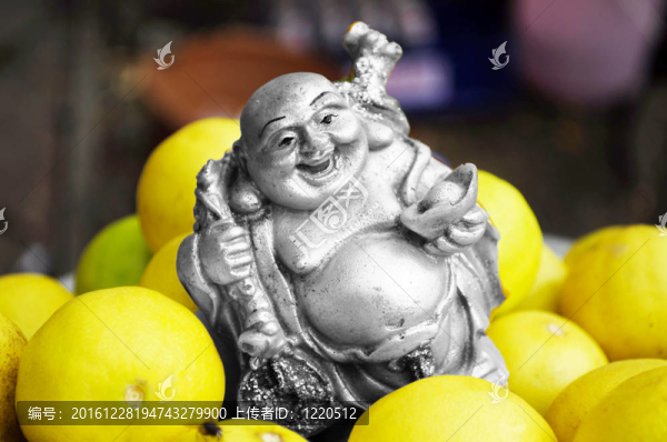 幸福的金如來佛祖