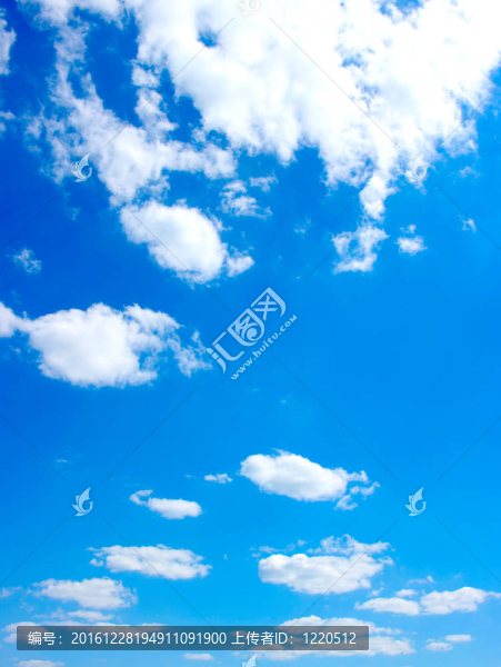 藍(lán)色的天空背景