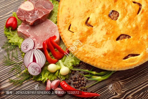 fydzhin肉餡餅；蔬菜