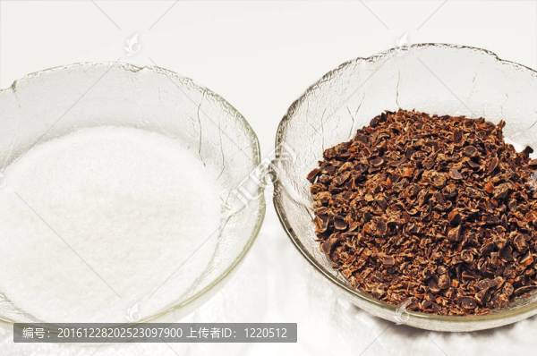烘焙原料；糖、磨碎的chockolate