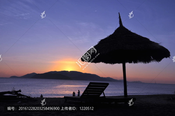 在海灘景觀