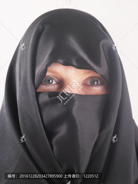 女人