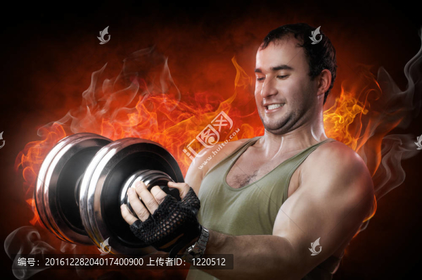 肌肉發(fā)達(dá)的男人