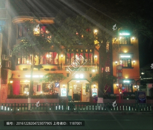 特色餐館