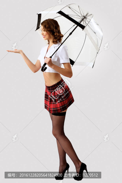 年輕漂亮女人穿著復(fù)古風(fēng)格