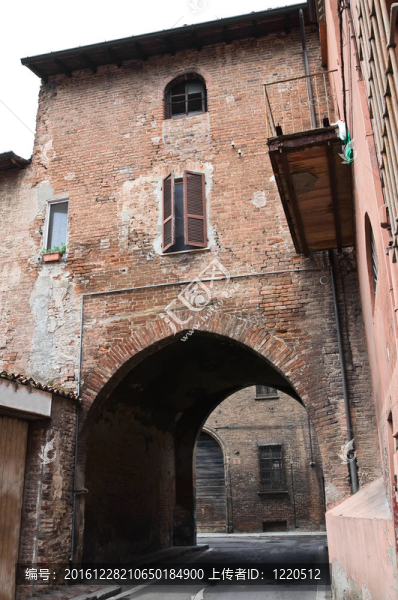 小巷。皮亞琴察。Emilia,Romagna。意大利.
