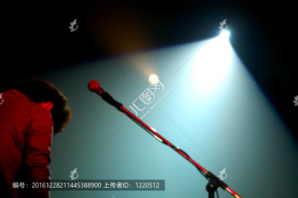 歌唱剪影