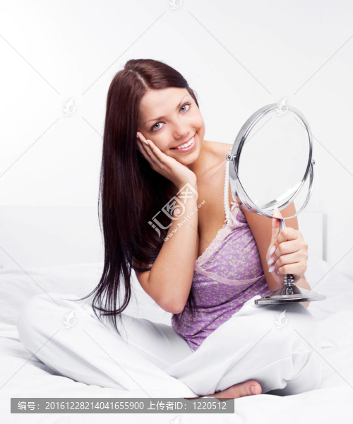 鏡子女人