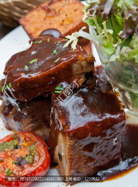 多汁牛排牛肉
