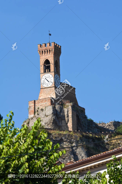 鐘塔。今年。Emilia,Romagna。意大利.