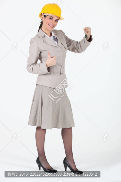 女建筑師豎起大拇指