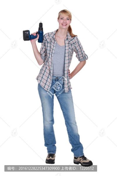 金發(fā)女人站著電鉆