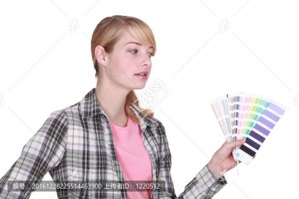 女畫家捧彩色圖