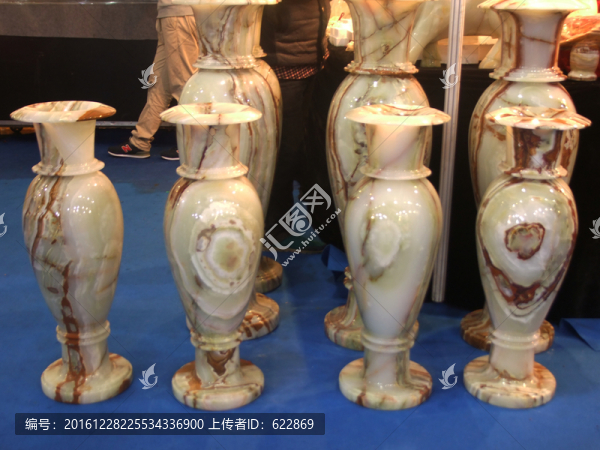 玉器瓶子