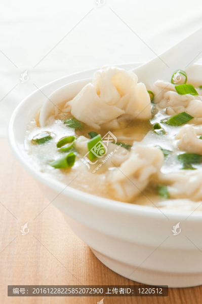 亞洲上湯云吞特寫