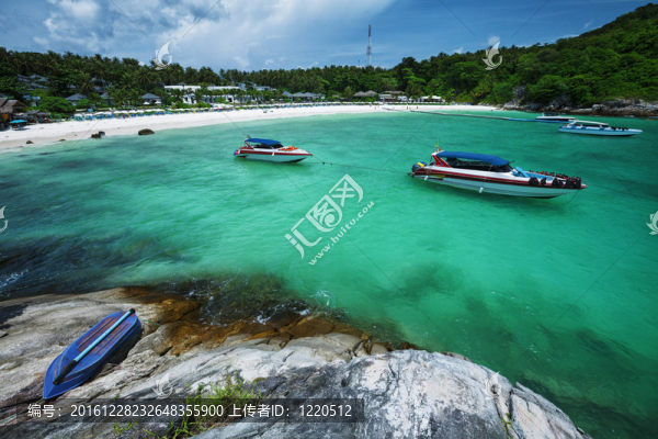 海邊熱帶度假村