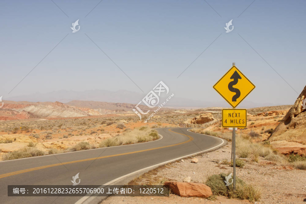 Desert曲線的路標