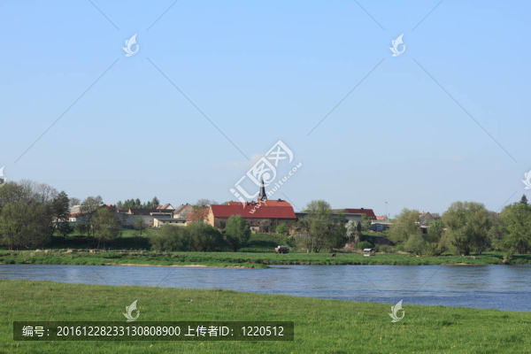 在易北河河村