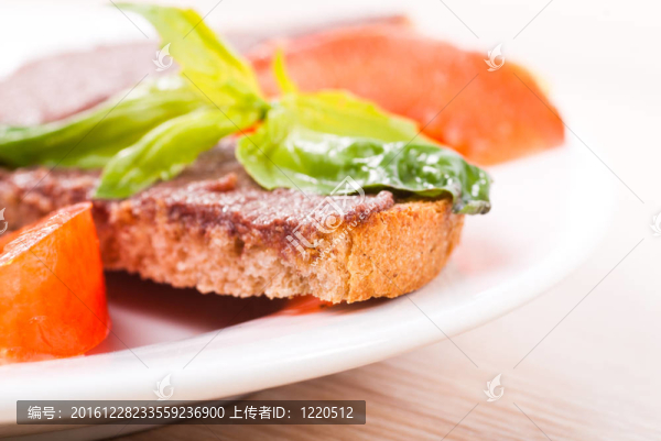 crostinis橄欖醬