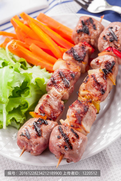 肉串胡蘿卜沙拉
