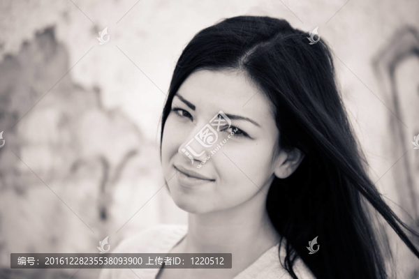 年輕的女人