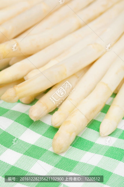 新鮮的白蘆筍