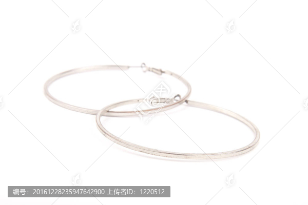 大耳環(huán)
