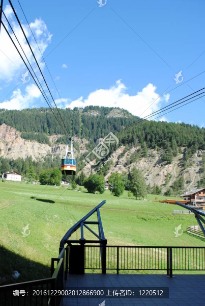 電纜電梯；意大利山地景觀；Dolomiti
