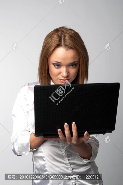 女人的筆記本電腦
