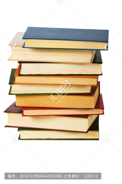白色背景下的一堆書