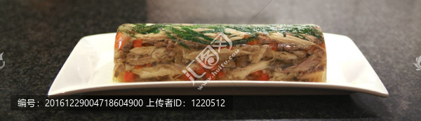 雞和龍艾陶罐