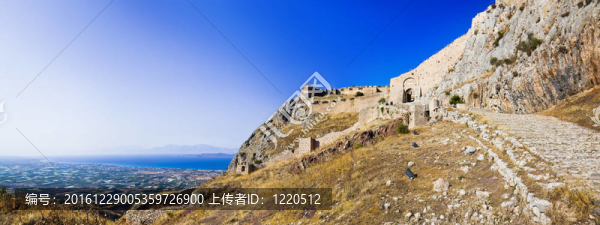 科林斯的老城堡；在美國(guó)的首都；在美國(guó)的首都；在美國(guó)的