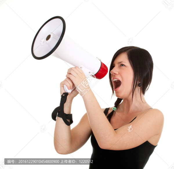 年輕的女人在尖叫的喇叭休閑襯衫