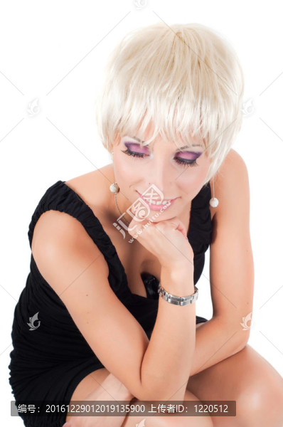 一個美麗性感的年輕女人的畫像