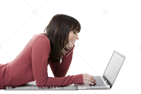 美麗的女人與筆記本電腦