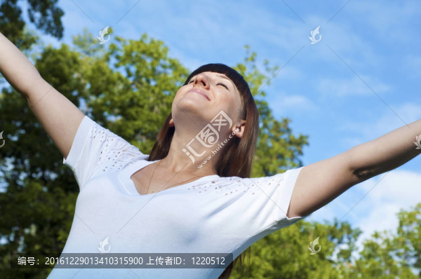 懷孕Young,Woman微笑