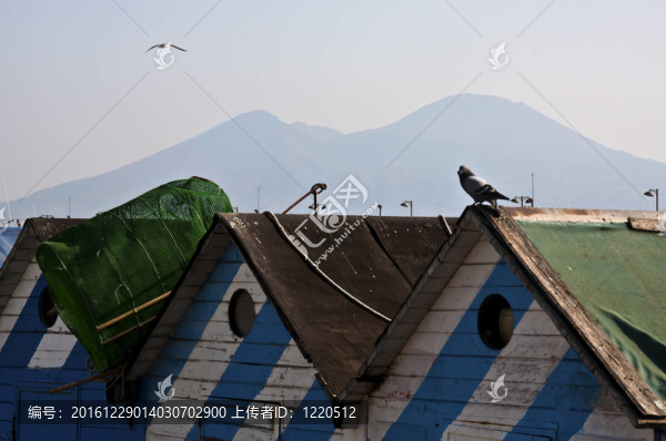 維蘇威火山-匯圖網(wǎng) www.fosd68.com 維蘇威火山
