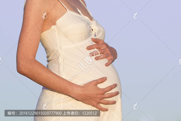 懷孕的女人