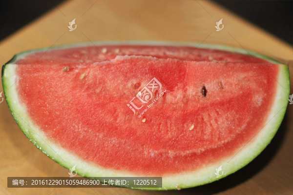 四分之一熟西瓜特寫