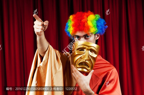 在一個有趣的戲劇觀，使演員