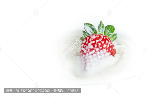 草莓濺奶