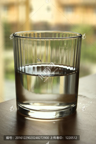 玻璃水