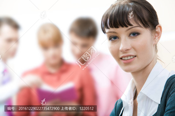 漂亮的女人