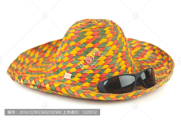 沙灘帽和太陽(yáng)鏡