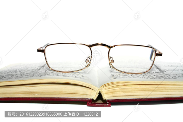 書和眼鏡