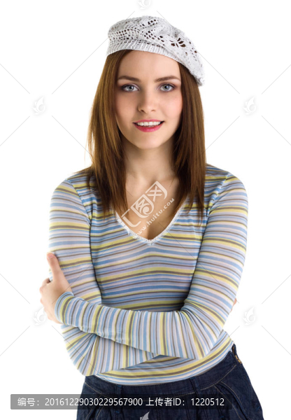 年輕快樂的女人笑著孤立