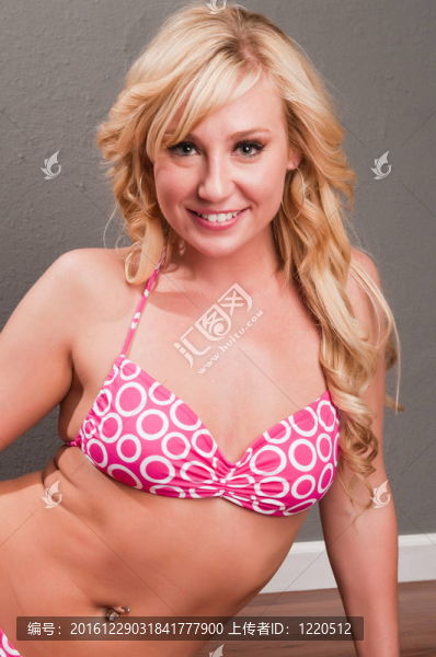 金發(fā)女郎