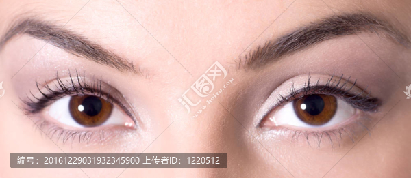 美麗的棕色眼睛