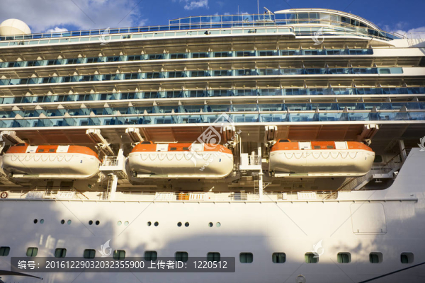 cruiseliner