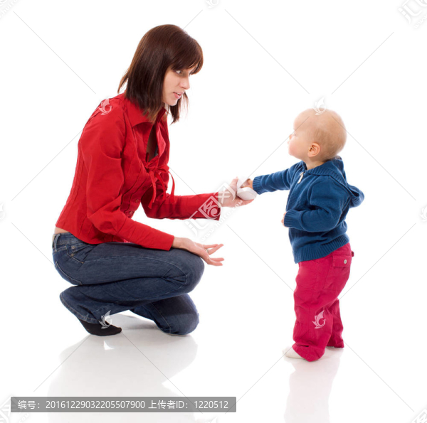 幼兒分享玩具